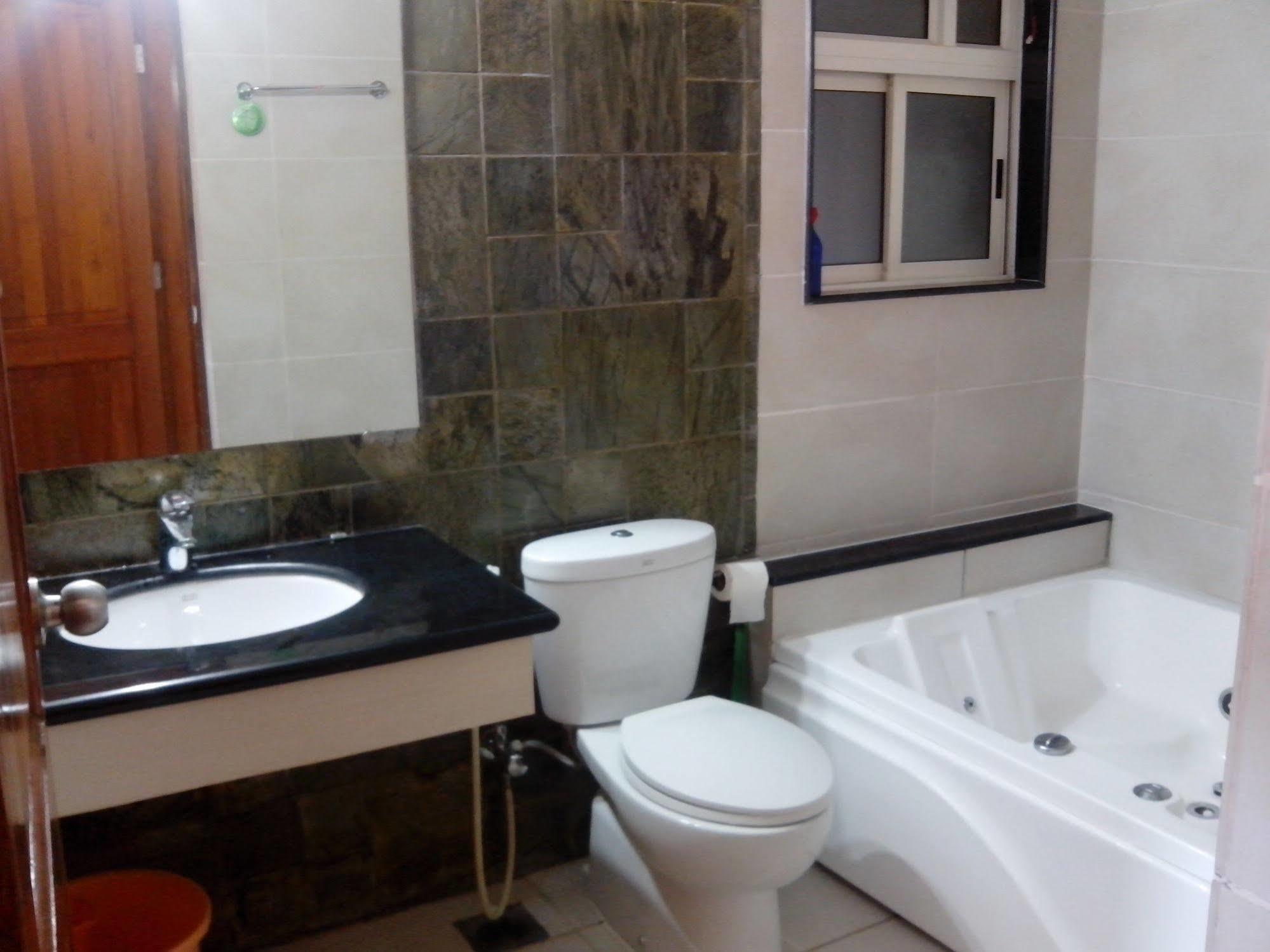 Apartment Amigo Serviced Kharadi *